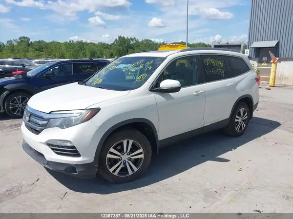 5FNYF6H85JB503749 2018 HONDA PILOT - Image 2