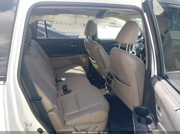 5FNYF6H86GB004015 2016 HONDA PILOT - Image 8