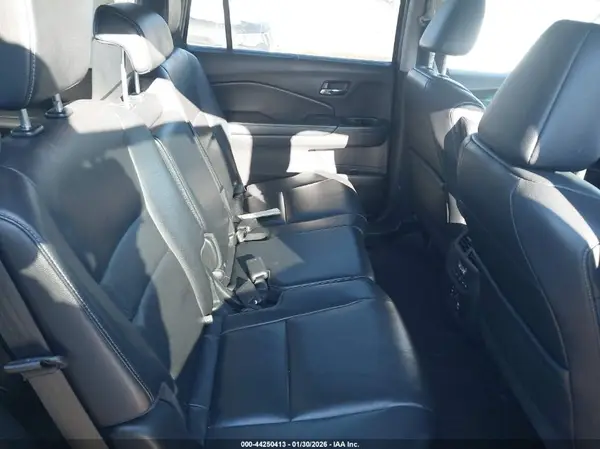 5FNYF6H86GB004225 2016 HONDA PILOT - Image 8