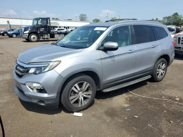 5FNYF6H86HB058819 2017 HONDA PILOT - Image 1