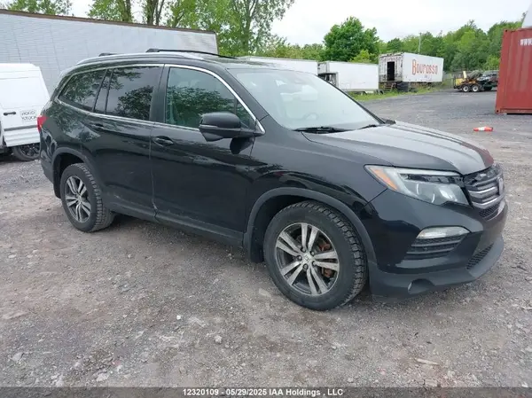 5FNYF6H86JB502044 2018 HONDA PILOT - Image 1