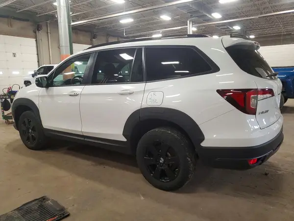 5FNYF6H86NB071811 2022 HONDA PILOT - Image 2
