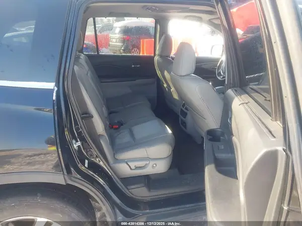 5FNYF6H87GB032583 2016 HONDA PILOT - Image 8