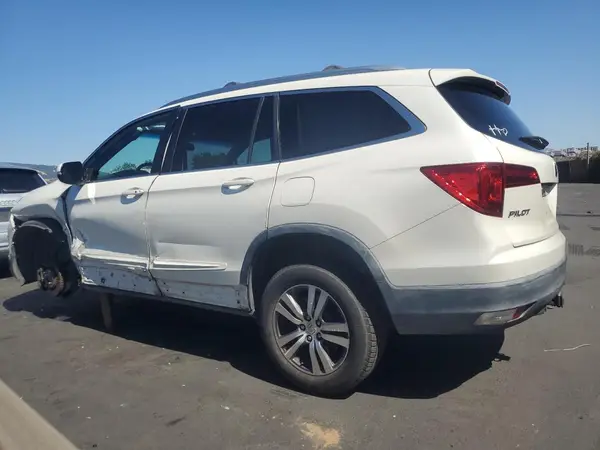5FNYF6H87HB007605 2017 HONDA PILOT - Image 2