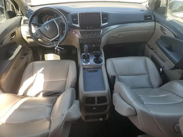 5FNYF6H87HB007605 2017 HONDA PILOT - Image 8