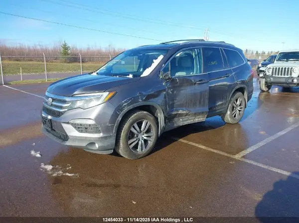 5FNYF6H87HB501155 2017 HONDA PILOT - Image 2