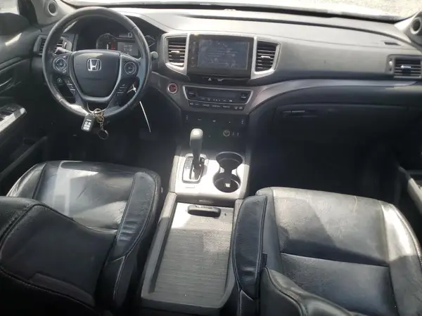 5FNYF6H87JB033515 2018 HONDA PILOT - Image 8