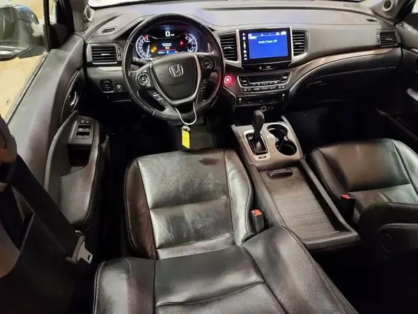 5FNYF6H88HB004258 2017 HONDA PILOT - Image 8