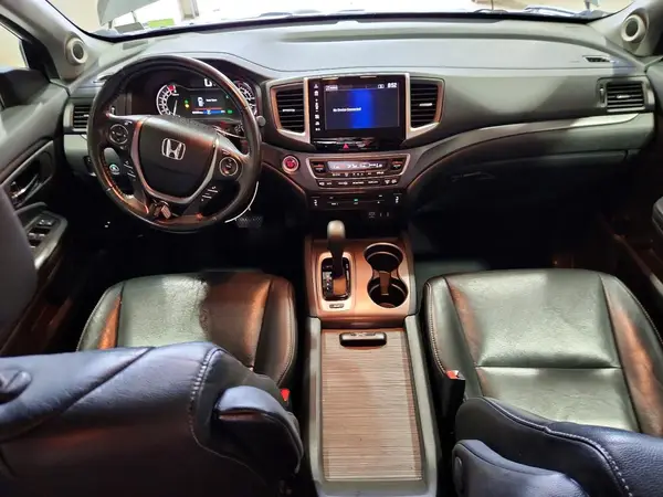 5FNYF6H88HB004311 2017 HONDA PILOT - Image 8