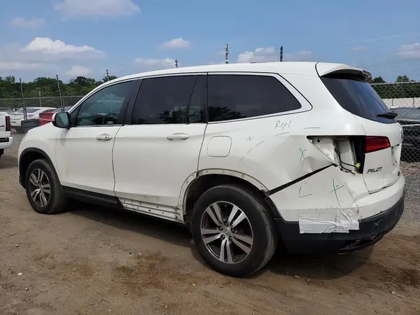 5FNYF6H88JB032745 2018 HONDA PILOT - Image 2