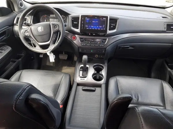 5FNYF6H88JB032745 2018 HONDA PILOT - Image 8
