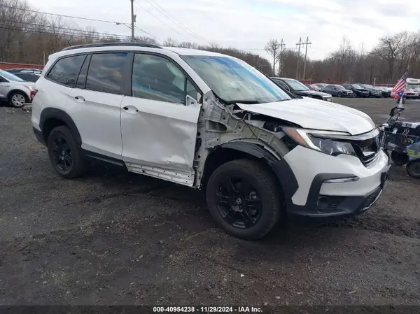 5FNYF6H88NB099965 2022 HONDA PILOT - Image 1