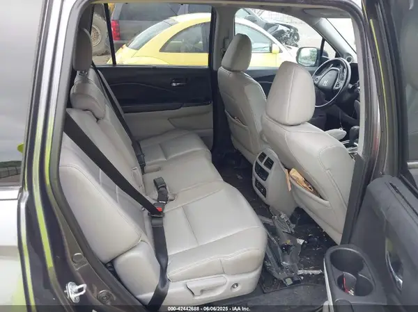 5FNYF6H89GB005885 2016 HONDA PILOT - Image 8