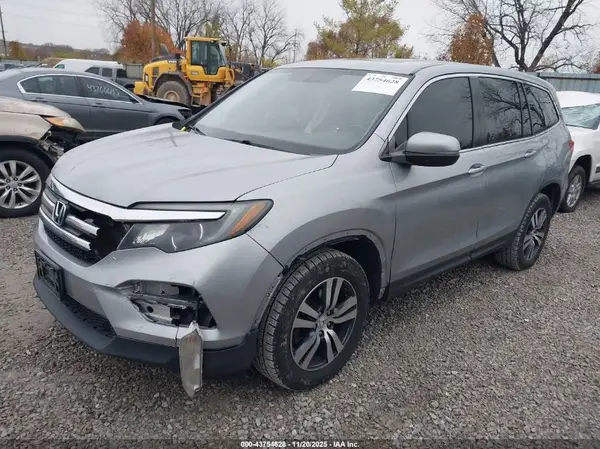 5FNYF6H89GB107946 2016 HONDA PILOT - Image 2