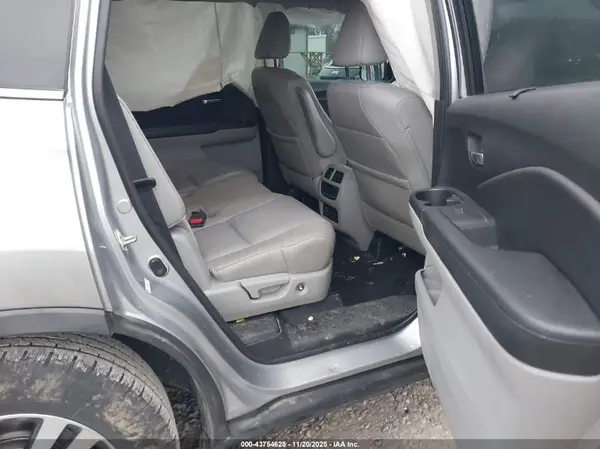 5FNYF6H89GB107946 2016 HONDA PILOT - Image 8