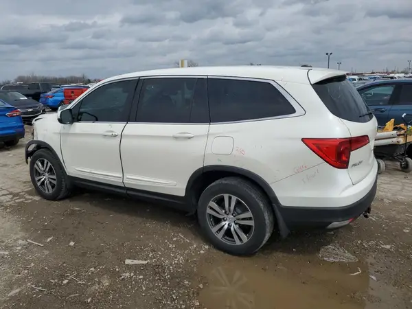 5FNYF6H89HB026138 2017 HONDA PILOT - Image 2