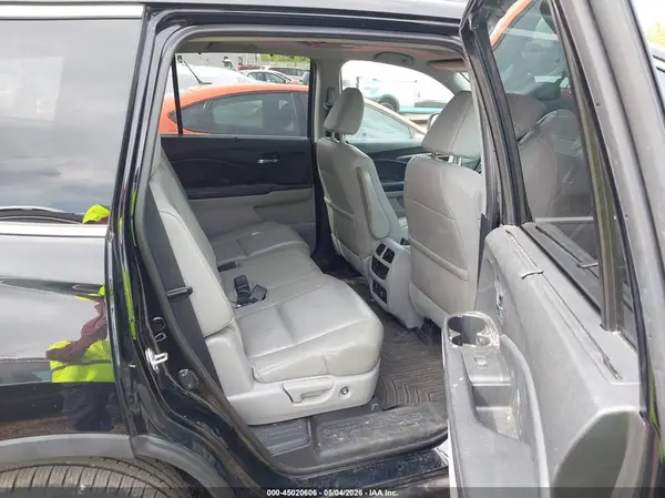 5FNYF6H89HB041092 2017 HONDA PILOT - Image 8