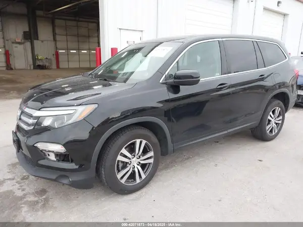5FNYF6H89HB092561 2017 HONDA PILOT - Image 2