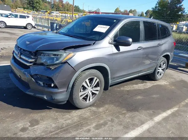 5FNYF6H89JB012228 2018 HONDA PILOT - Image 2