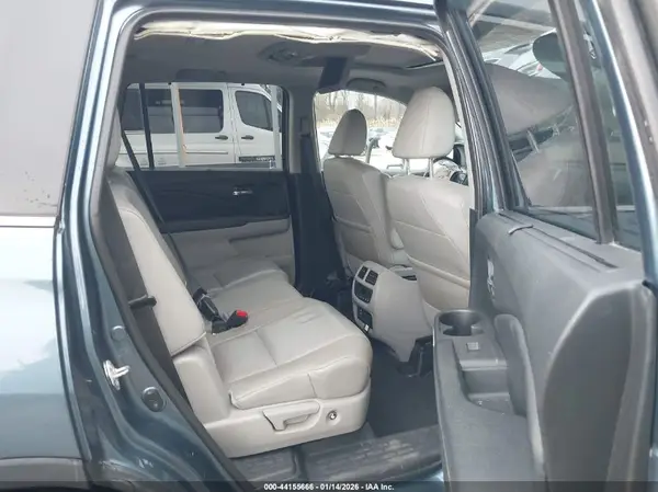 5FNYF6H89JB025206 2018 HONDA PILOT - Image 8