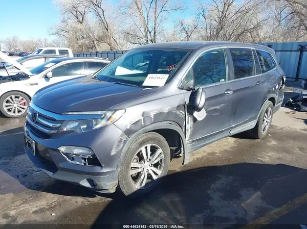 5FNYF6H89JB040997 2018 HONDA PILOT - Image 2