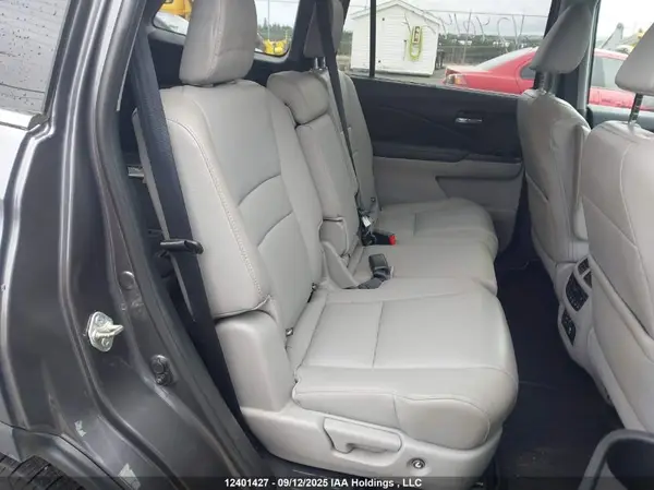 5FNYF6H89JB500126 2018 HONDA PILOT - Image 8