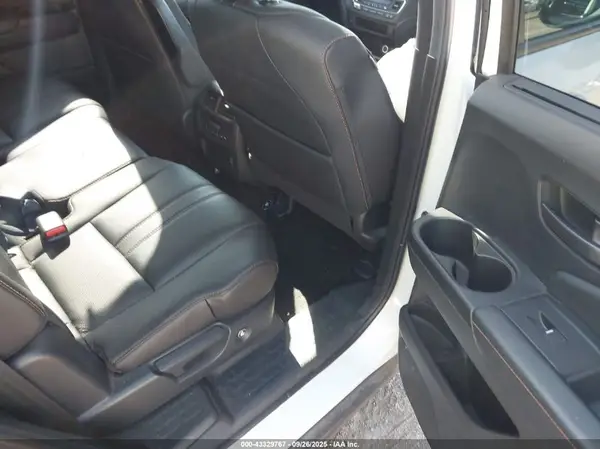5FNYF6H89NB050628 2022 HONDA PILOT - Image 8