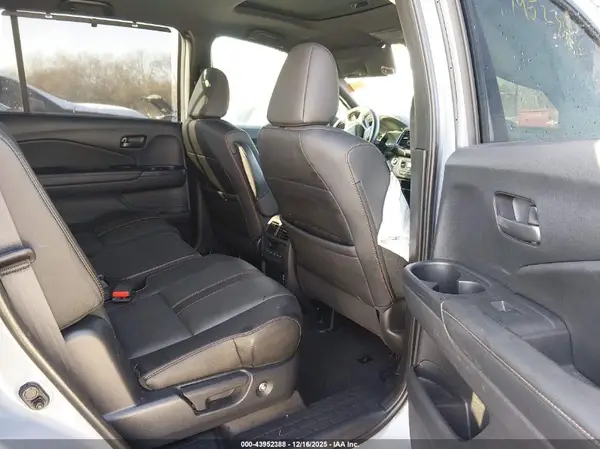 5FNYF6H89NB074489 2022 HONDA PILOT - Image 8