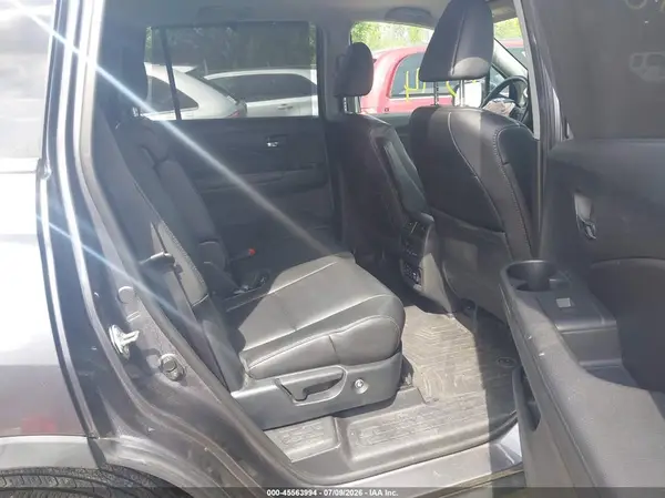 5FNYF6H8XHB007095 2017 HONDA PILOT - Image 8