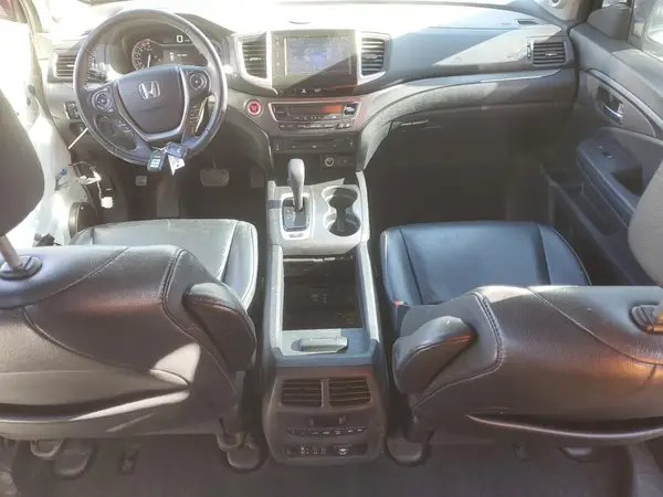 5FNYF6H8XHB014547 2017 HONDA PILOT - Image 8
