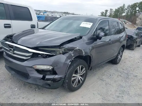 5FNYF6H8XHB065823 2017 HONDA PILOT - Image 2