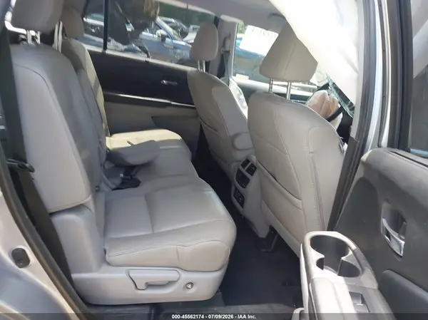5FNYF6H8XJB033346 2018 HONDA PILOT - Image 8
