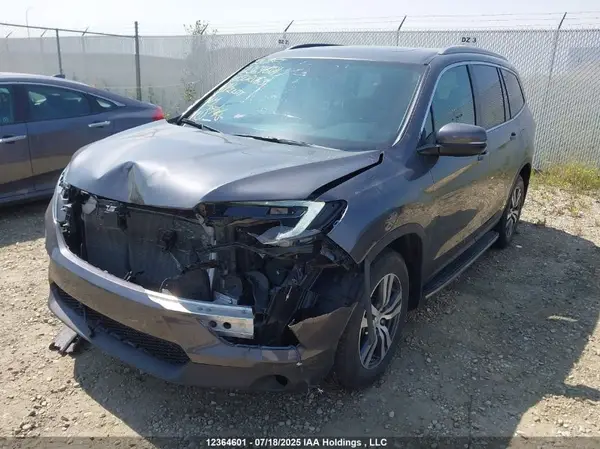 5FNYF6H8XJB502063 2018 HONDA PILOT - Image 2