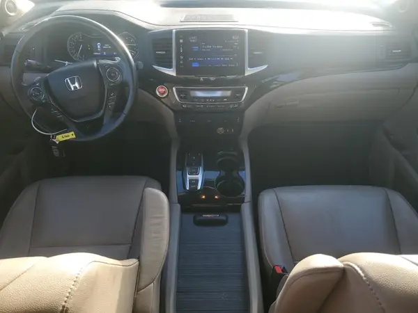 5FNYF6H90GB047709 2016 HONDA PILOT - Image 8