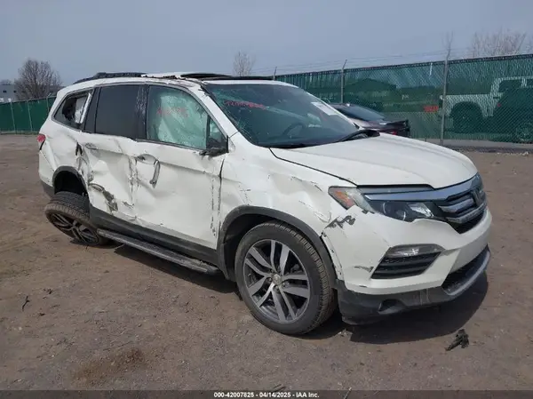 5FNYF6H90GB102403 2016 HONDA PILOT - Image 1