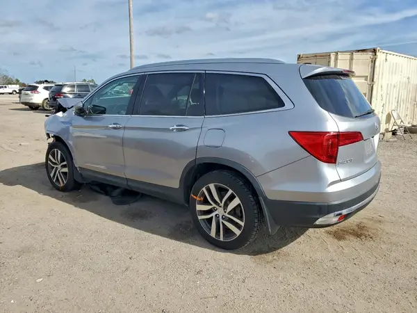 5FNYF6H90GB126894 2016 HONDA PILOT - Image 2