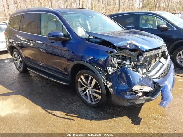 5FNYF6H90HB001895 2017 HONDA PILOT - Image 1