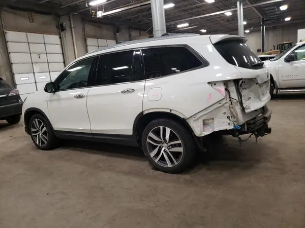 5FNYF6H90HB004408 2017 HONDA PILOT - Image 2