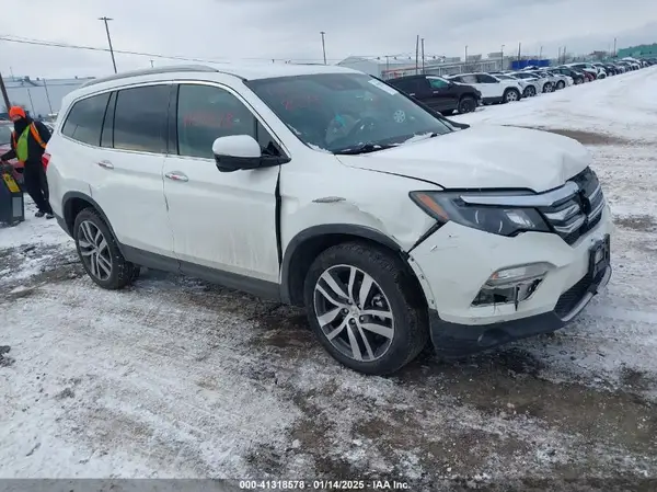 5FNYF6H90HB035691 2017 HONDA PILOT - Image 1