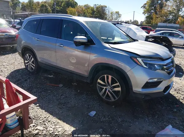 5FNYF6H90HB038929 2017 HONDA PILOT - Image 1