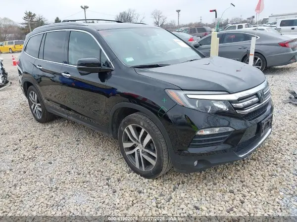 5FNYF6H90HB051700 2017 HONDA PILOT - Image 1