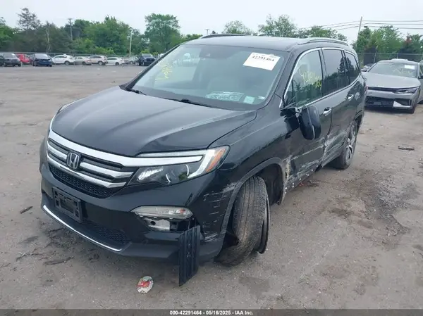 5FNYF6H90HB052474 2017 HONDA PILOT - Image 2