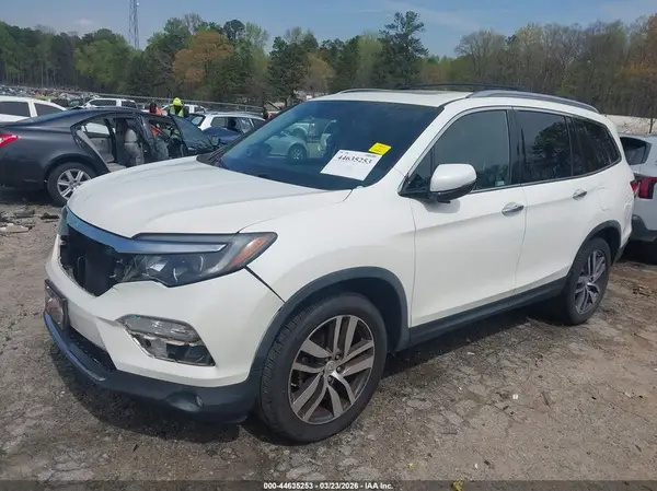 5FNYF6H90HB095924 2017 HONDA PILOT - Image 2