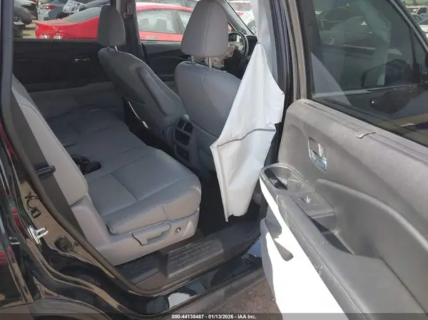 5FNYF6H90HB096460 2017 HONDA PILOT - Image 8