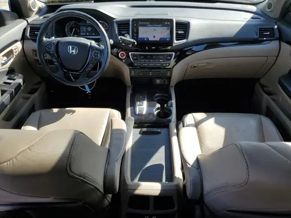 5FNYF6H90HB105142 2017 HONDA PILOT - Image 8