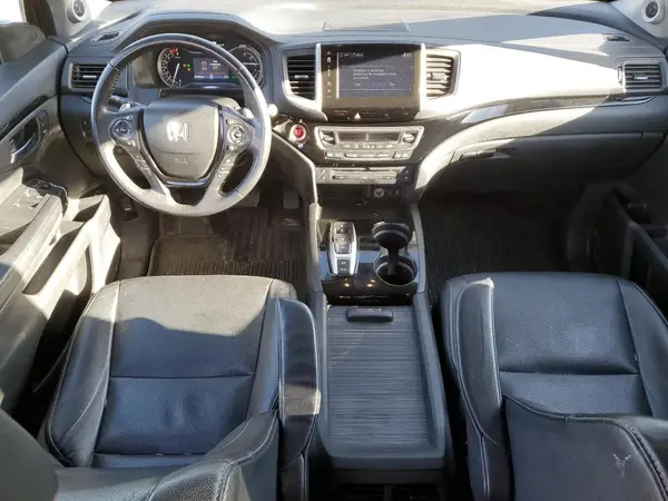 5FNYF6H90HB500972 2017 HONDA PILOT - Image 8