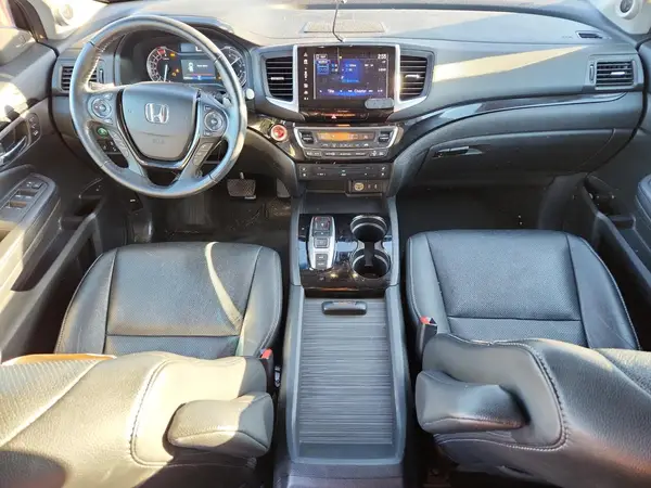 5FNYF6H90HB506013 2017 HONDA PILOT - Image 8