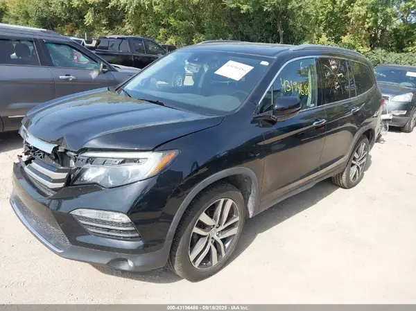 5FNYF6H90JB006374 2018 HONDA PILOT - Image 2