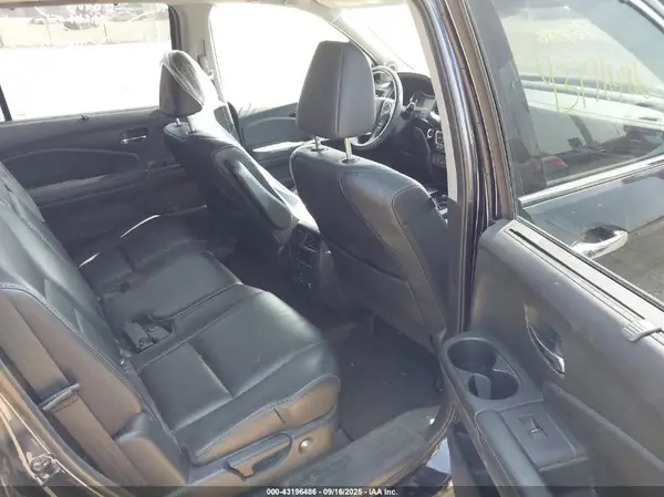 5FNYF6H90JB006374 2018 HONDA PILOT - Image 8