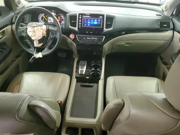 5FNYF6H90JB022803 2018 HONDA PILOT - Image 8